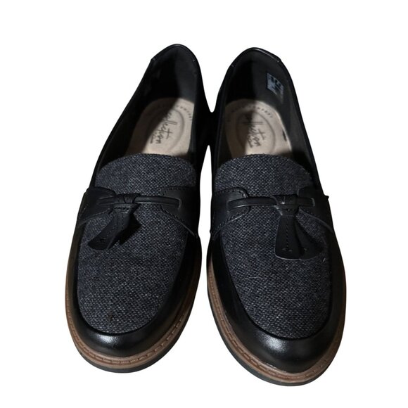 Collection by Clarks Slip On Loafers Womens 7 Black Gray Tassels Office Ready - Picture 1 of 11
